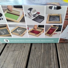 Speedball LEVEL 3 Advanced All-in-One Screen Printing Kit 45P068 Sold as is