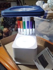 Discovery Doodle Projector Light Art Station with 6 Dry-Erase Markers