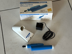 Staedtler Mars Cordless Rechargeable Electric Eraser 527 01 Holder & Box Tested