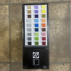 Royal Talens 27 Pk Assorted Colors Pantone Dual Tip Artist Markers NEW