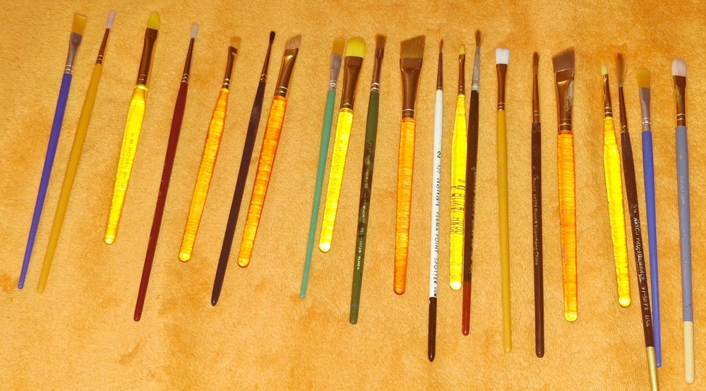 Lot of 21 short handle acylic watercolor artist brushes LOOK great buy