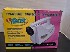 Artograph EZ Tracer Projector 225-550 W/ Box NICE Perfect For Art Project Tested