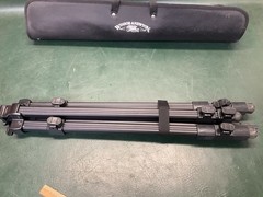 Winsor & Newton Adjustable Aluminum Folding Easel with Carrying Case