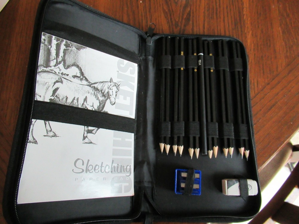 Basic/Intro Sketching Kit – Royal & Langnickel- Pad/Pencils/Eraser/Sharpener