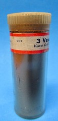 Vintage Venus 3 Karat Gold Leaf Powder 1 Ounce Bottle Total wt. 1.4 ounce