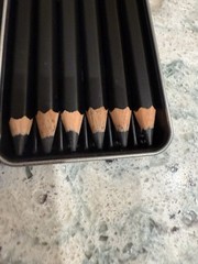 New Staedtler Mars Lumograph Black Set of 6 Tin Carbon Wood Eco Pencils Drawing