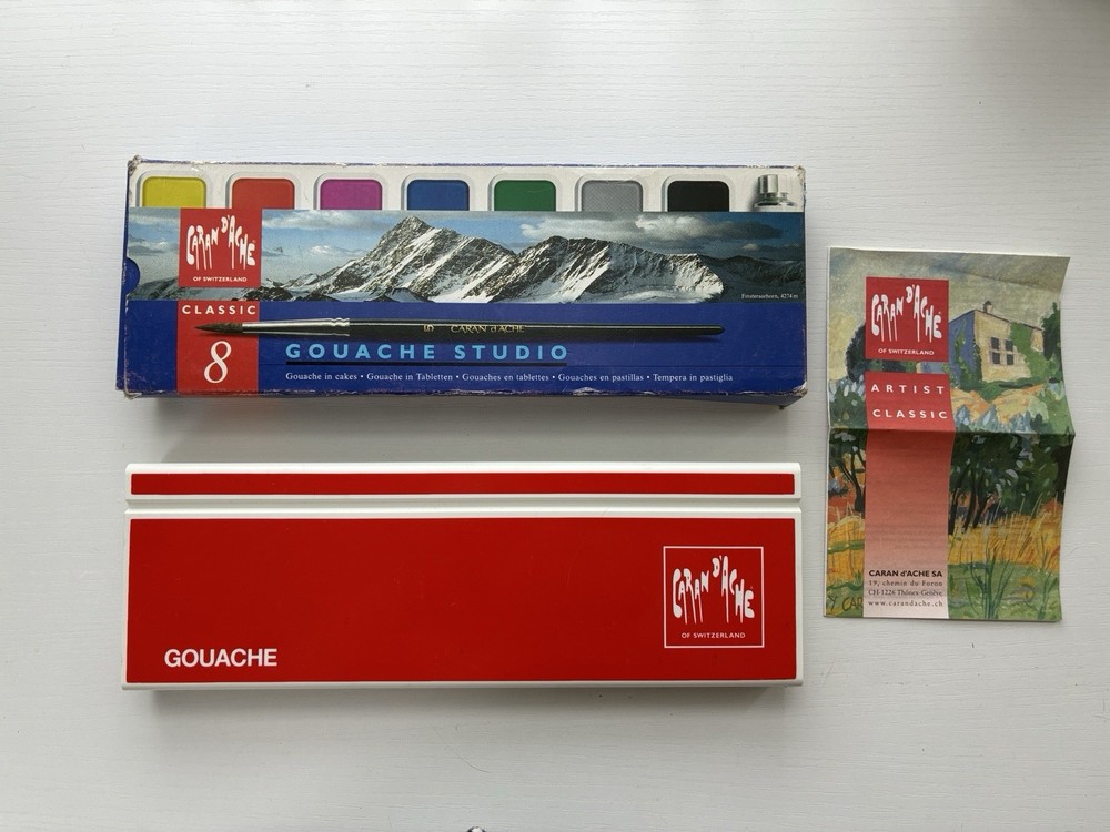 Caran d’Ache Switzerland Gouache Studio Classic 8 White Plastic Box