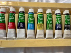 REEVES ACRYLIC 14 PAINTS YELLOW, ORANGE RED BLUE PURPLE BROWN