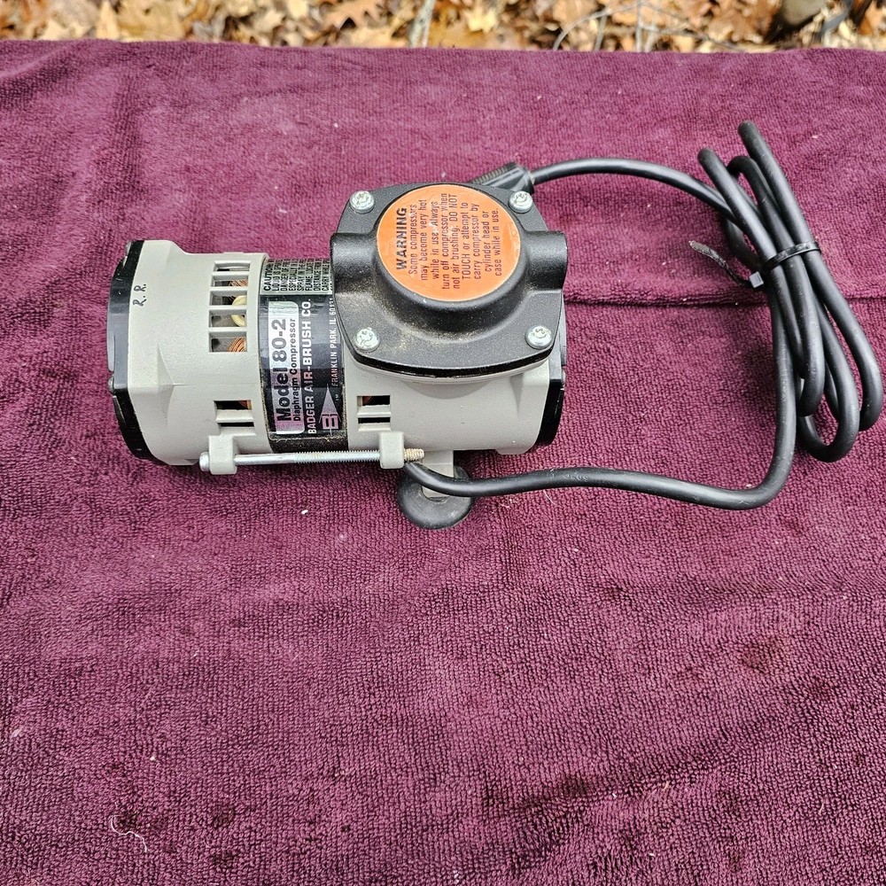 Badger Air-Brush Co. Compressor Model 80-2