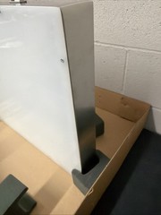Gagne Porta-Trace Model 1824 (1824-4) Stainless Steel Light Box 24 × 18, 80 WATT