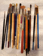 44 paintbrushes, incl. 9 Grumbacher, 7 Marx, 4 Elite asst fibers,shapes & sizes