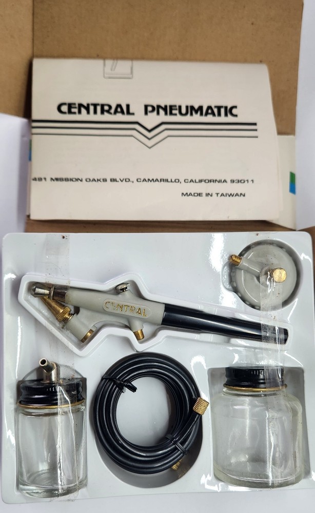 Central Pneumatic Air Brush Kit 15-50 PSI # 6131 Spray Pattern 1/4″ – 1-1/2″ O/B