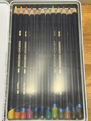Art Pencils Derwent Inktense Coloring Drawing BRITAIN 12 Count Metal Tin SEALED