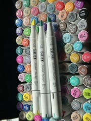 XIED 120 Colors Alcohol Markers Dual Tip Brush & Chisel Art Set w/ Case