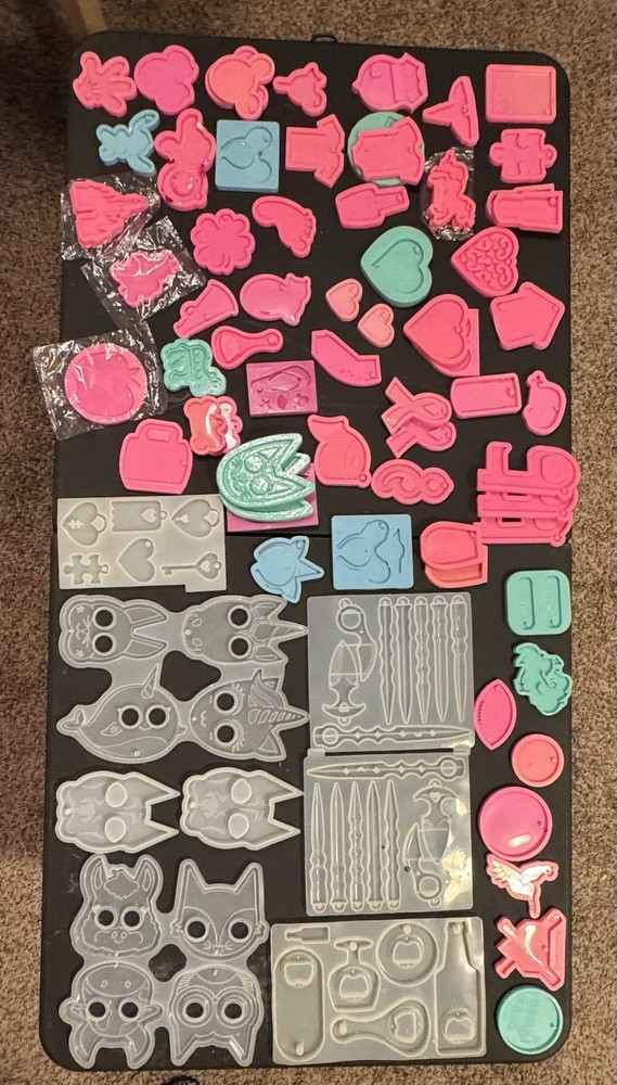 Mystery Pack – Resin Molds for Keychains Silicone Molds