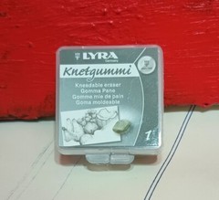 One (1) LYRA KNETGUMMI Superior KNEADING ERASER Professional High-Quality w/Case