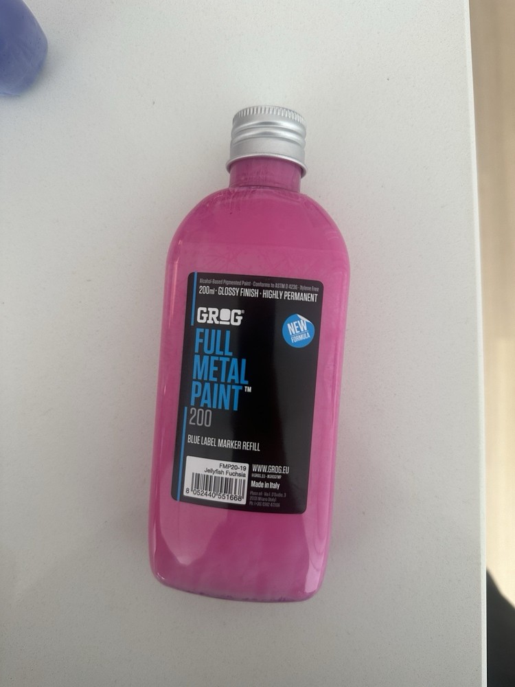 Grog Full Metal Paint 200ml Graffiti Refill ( Jellyfish Fuchsia)