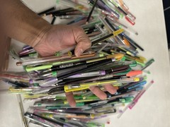 (HUGE LOT) Color Neon Pens Markets Writing Drawing Colorful – Used Fast Shipping