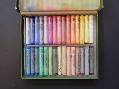 Vintage Talens REMBRANDT SOFT PASTELS for Artists Boxed 36 Sticks 0.4″ x 2.9″