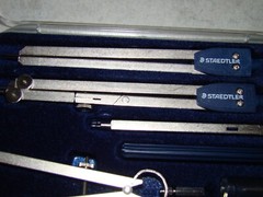 Staedtler Compass Set – 7 Pieces with Plastic Storage Case (559 09)