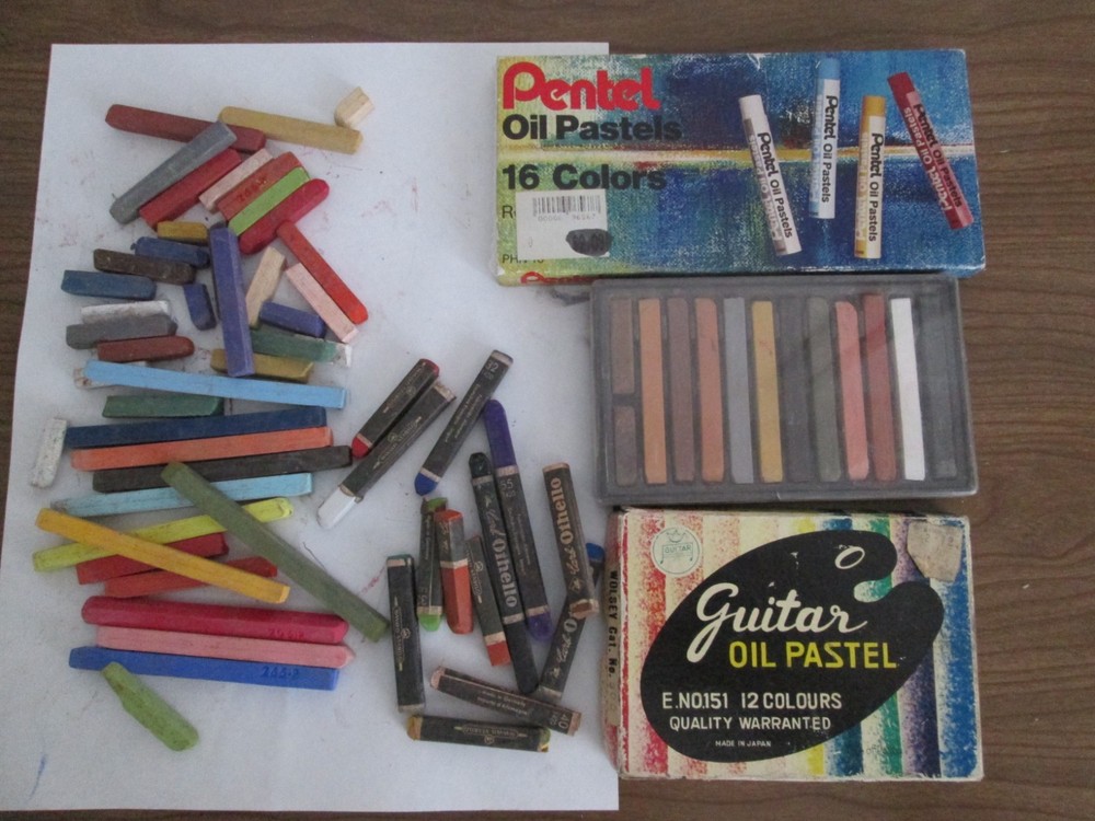 Lot of assorted Art’s firm/hard oil pastel sticks