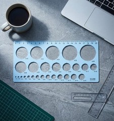 2Pcs Circle Stencil, Template 20x10cm/7.87×3.93 inches, Blue and pink