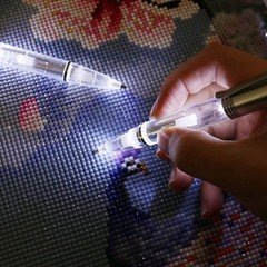 Sluswallow 2Pcs LED DIY Diamond Picture Pen with Light, Large, Clear