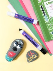 Sakura Solid Paint Markers – Permanent Marker Pens – Window, Wood & Glass Marker