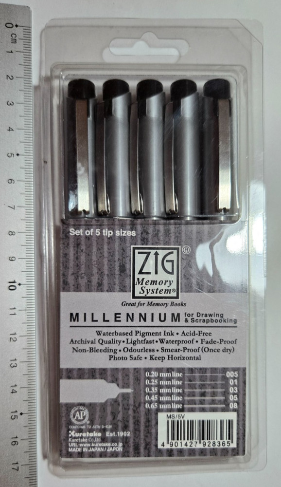 ZIG Memory System Millennium Lightfast Pigment Ink Pens 0.20 – 0.65 mm Nibs Blk