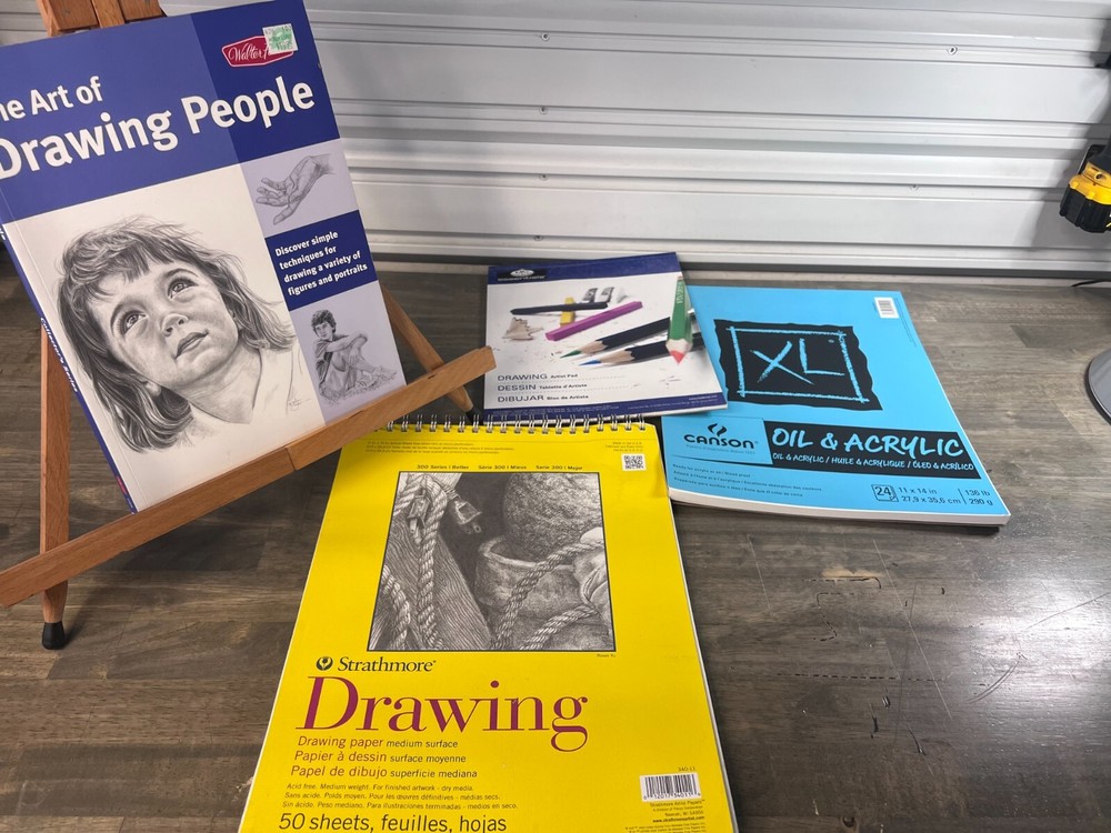 Lot of Artist Drawing Pads Canson Sketchbook / Stratmore Art Lot with Easel