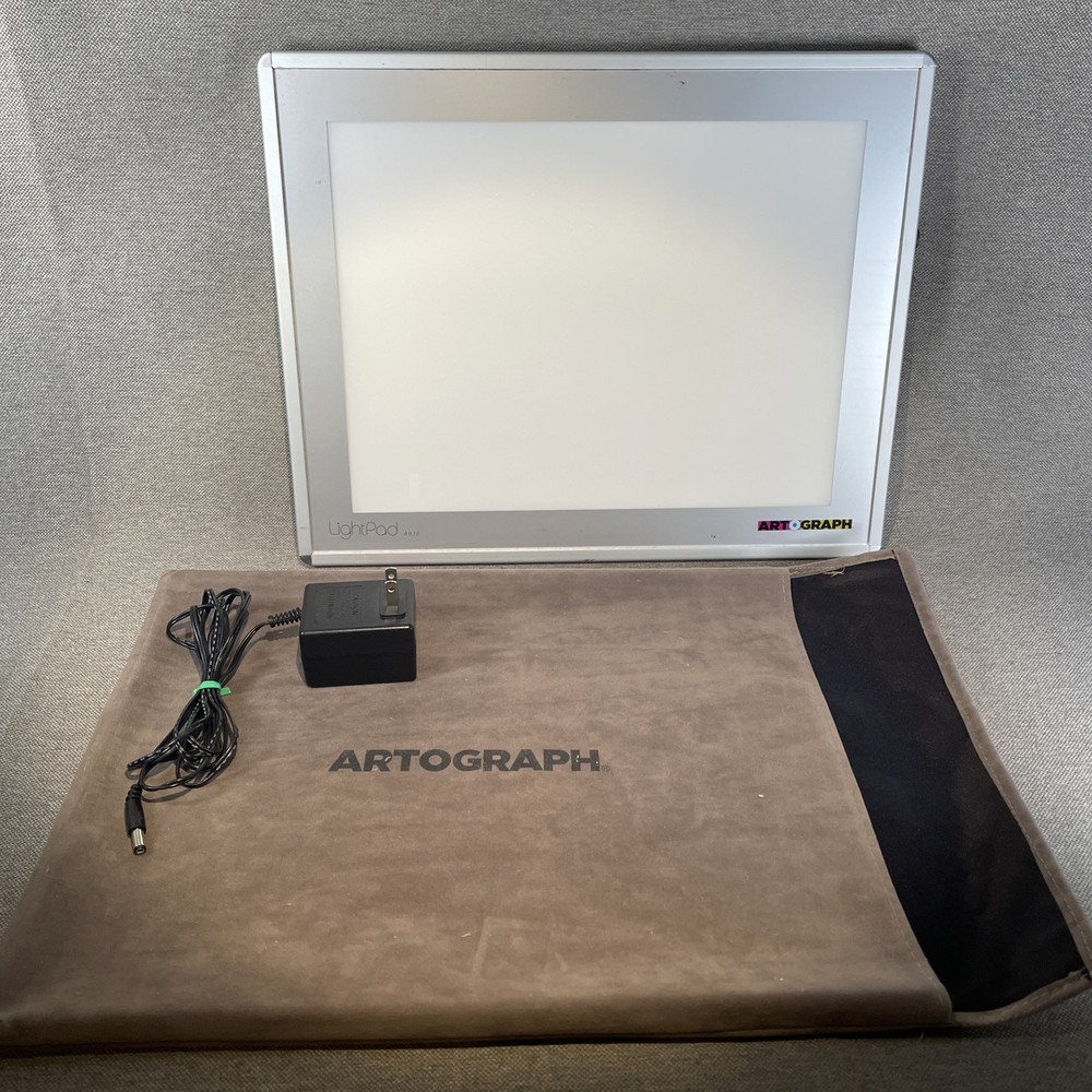 Artograph LightPad A930 12″x9″ w/Power Adapter & Storage Bag, Model: 225-930