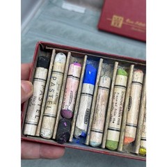 Vintage Weber Fine Artists Pastels Assortment No 12 Red Box Made in USA 12 Count