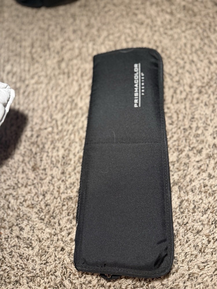 Prismacolor Premier Multicolor markers in Black Zipper Case 140 pen