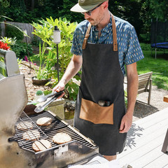 Cooking Apron for Men with Adjustable Faux Leather Strap, Grilling Apron with Po