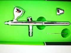 Iwata Airbrush Neo HP-CN N 4500 Ø 0.35 Two Cups ML.2/ ML.9