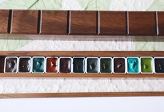 Daniel Smith 12-Color Mineral / PrimaTek Watercolor Palette in Walnut Box – 0.8m