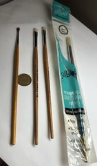 Stencil paint brushes (Aleene’s, Country Stencils); 1 Rnd 4, 2 Flat 2, 1 Sm Rnd