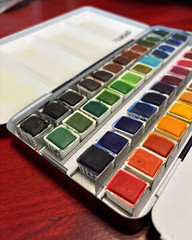 Lukas 1862 Aquarell (Pre-Owned) Artists’ Watercolor Paint Set of 48 Half Pans