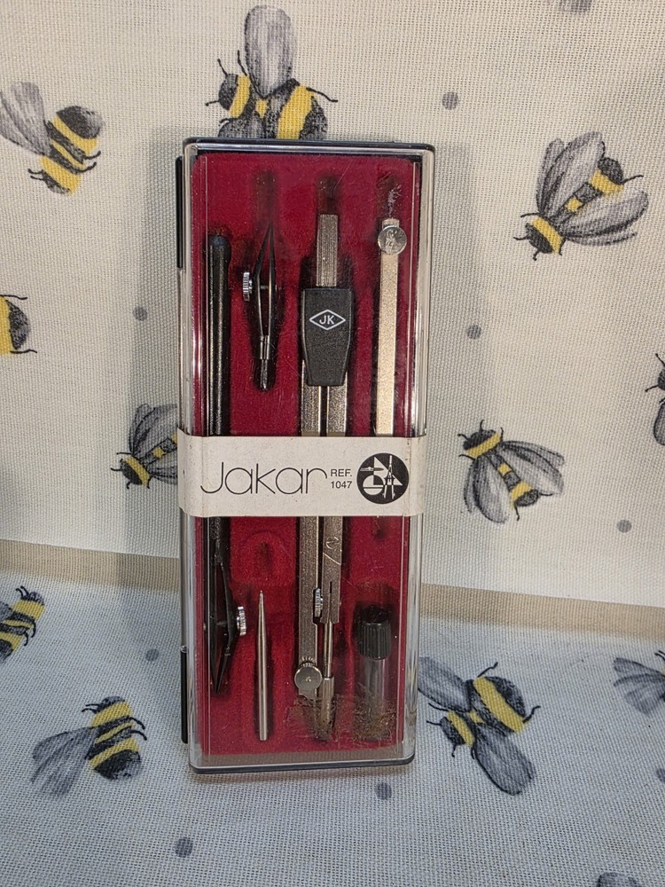 jakar Students Half Drawing Set Ref 1047