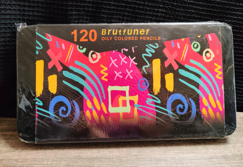 New 120 BRUTFUNER SQUARE COLORED PENCILS in Tin Box