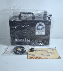 Iwata Studio Series Smart Jet Pro Airbrush Air Compressor – IS-875 – See Details