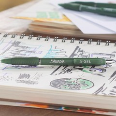 4-Pack S-Gel Pens with Retractable Closure, Green Barrel, Soft Grip, Black Ink