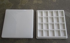 Creative Mark English Glazed Porcelain Palette, with 20 Deep Wells