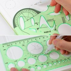 11PCS Geometric Drawings 17.8 to 25 cm (length) x 9.4 14.7 (width)