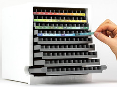 TOMBOW ABT Dual Brush Pens : 108 Assorted Colours Desktop Organizer ABT-108CORGA