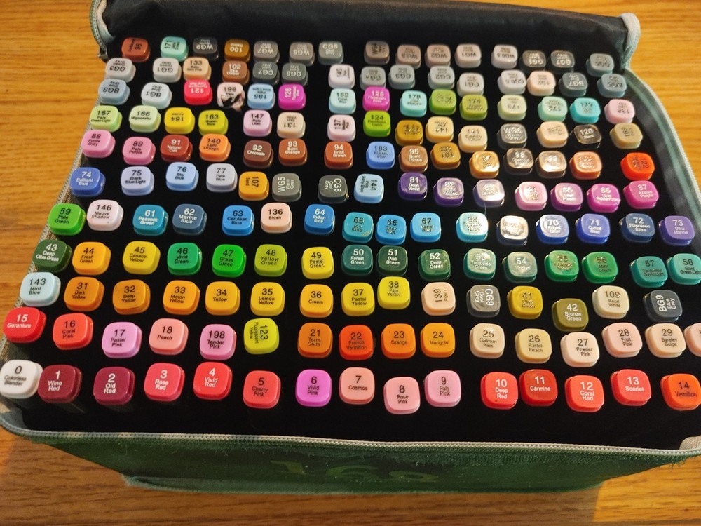 Set 168 Dual Tip Alcohol Based Markers W/Case,Art,Design,Calligraphy, Sketching