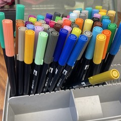 Arts and crafts lot Used Tombow Markers 66