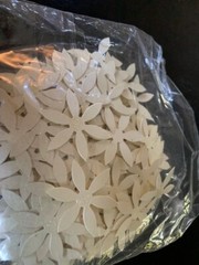 BEIGE FLOWERS WITH GLITTER CENTER, THICK PAPER FLOWERS, 100 PCS