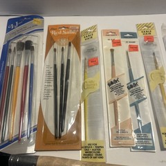 Lot Of Vintage Artist Paint Brushes Simmons Grumbacher Wellera Folkflirt Etc