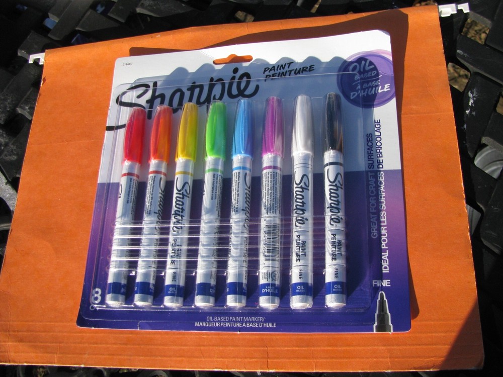 Brand New – Sharpie Oil Based Paint Markers Assorted Colors Fine Point – 8 Count